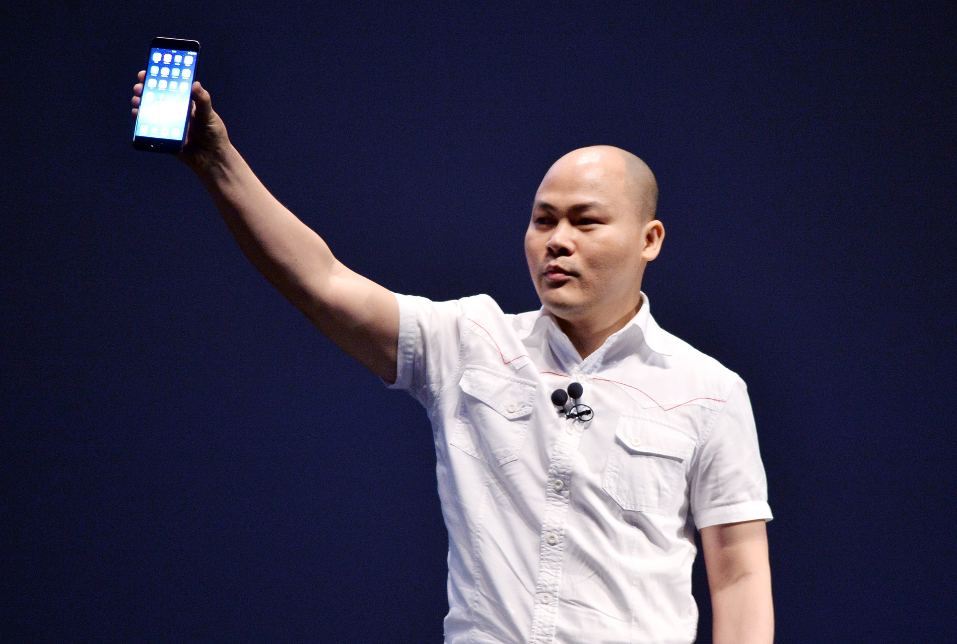 Bphone 2017: Dang nhan 'gach da' hay su ung ho? hinh anh