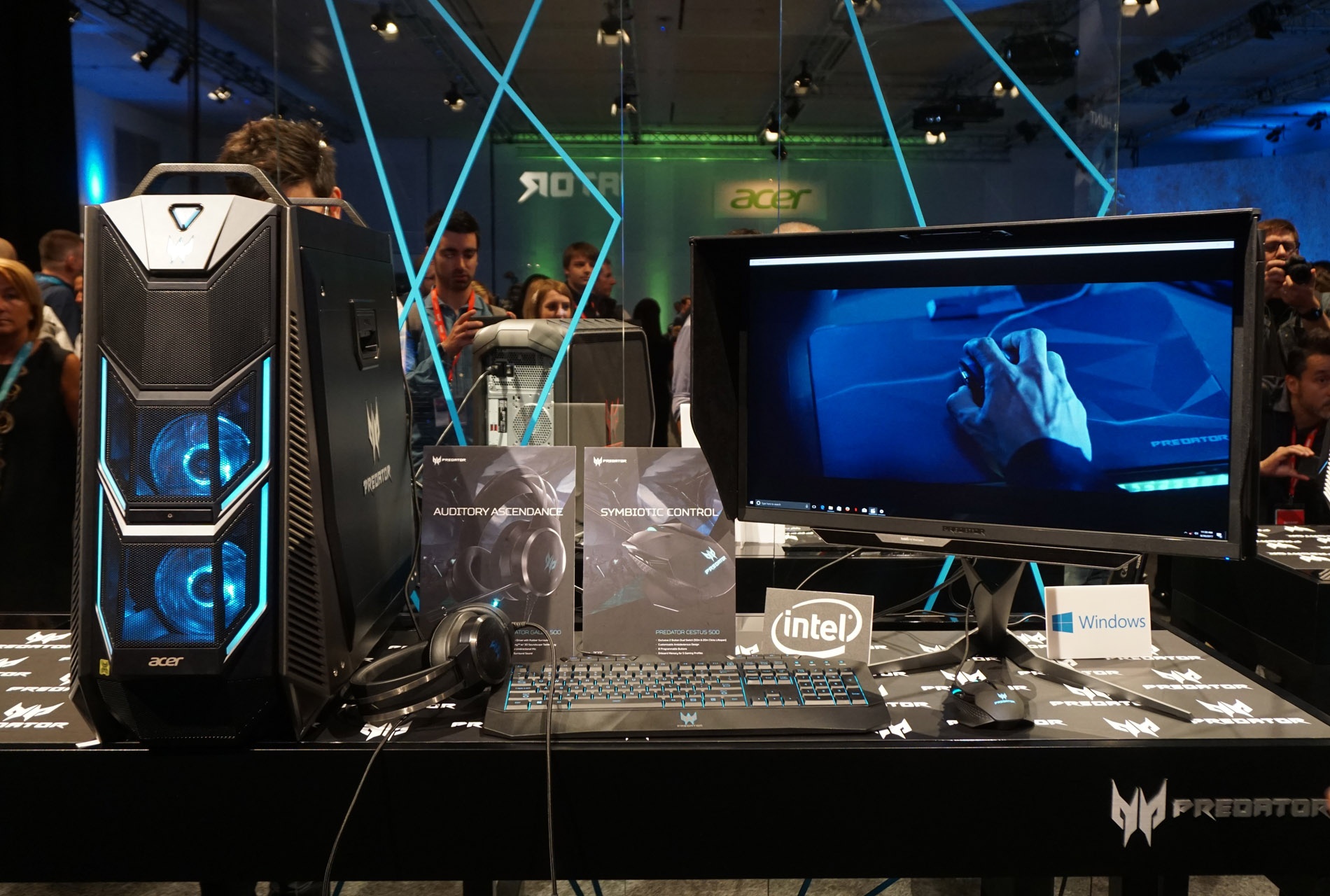 Acer công bố Predator Orion 9000 ảnh 3 Acer cong bo Predator Orion 9000 anh 3