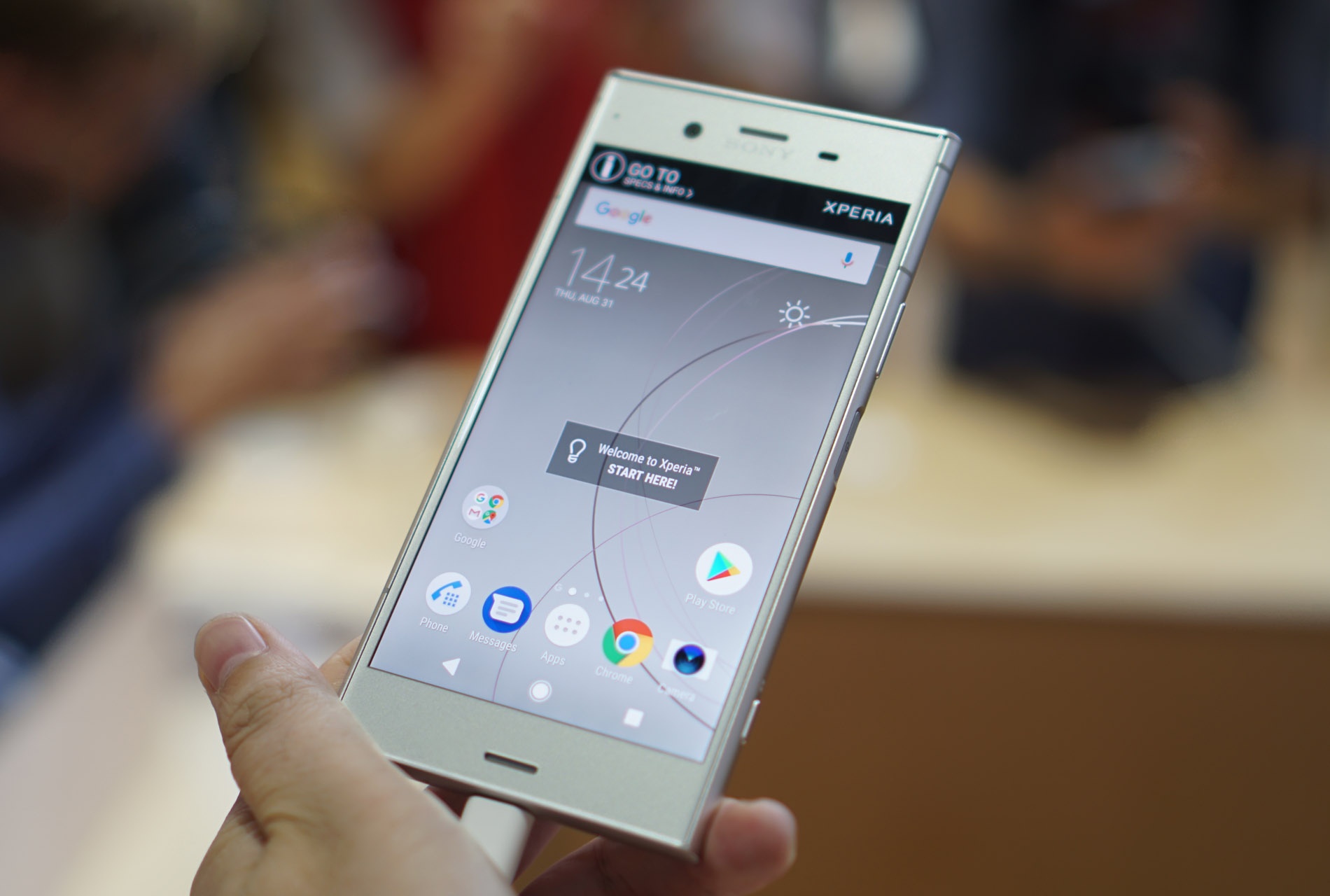 Anh thuc te Xperia XZ1 anh 9