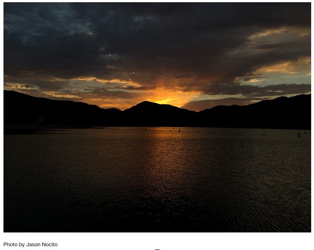 Anh chup thu tu iPhone X anh 2