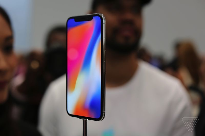 iPhone X duoc chao gia 40-50 trieu dong tai Viet Nam hinh anh