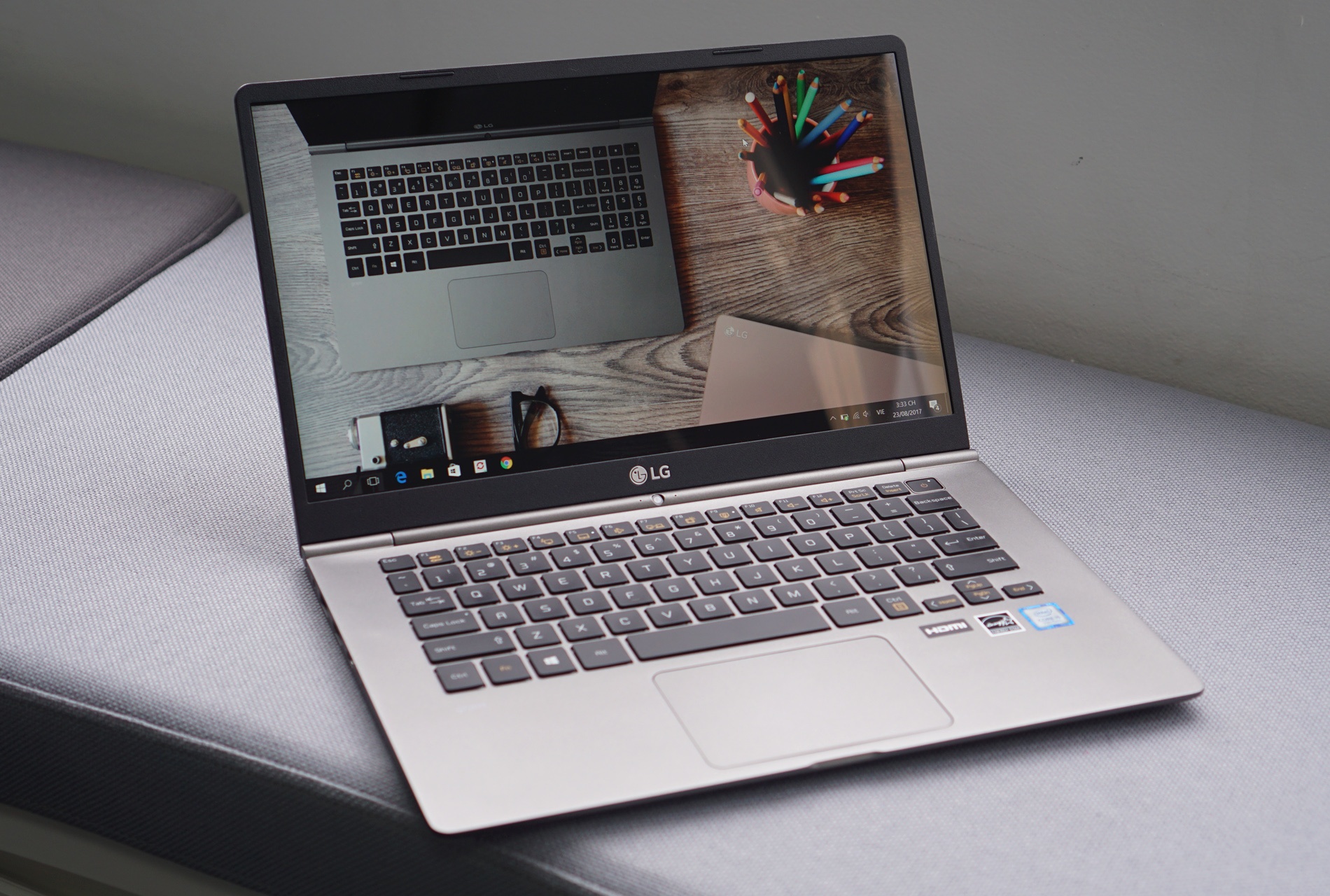 Danh gia LG Gram: Sieu nhe, man hinh dep hinh anh