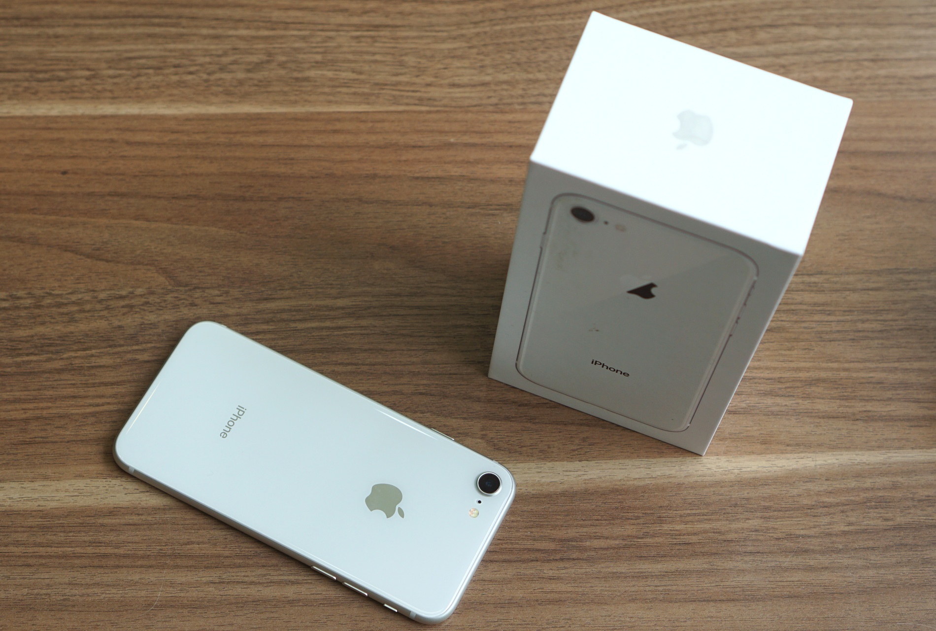 Danh gia iPhone 8 hinh anh