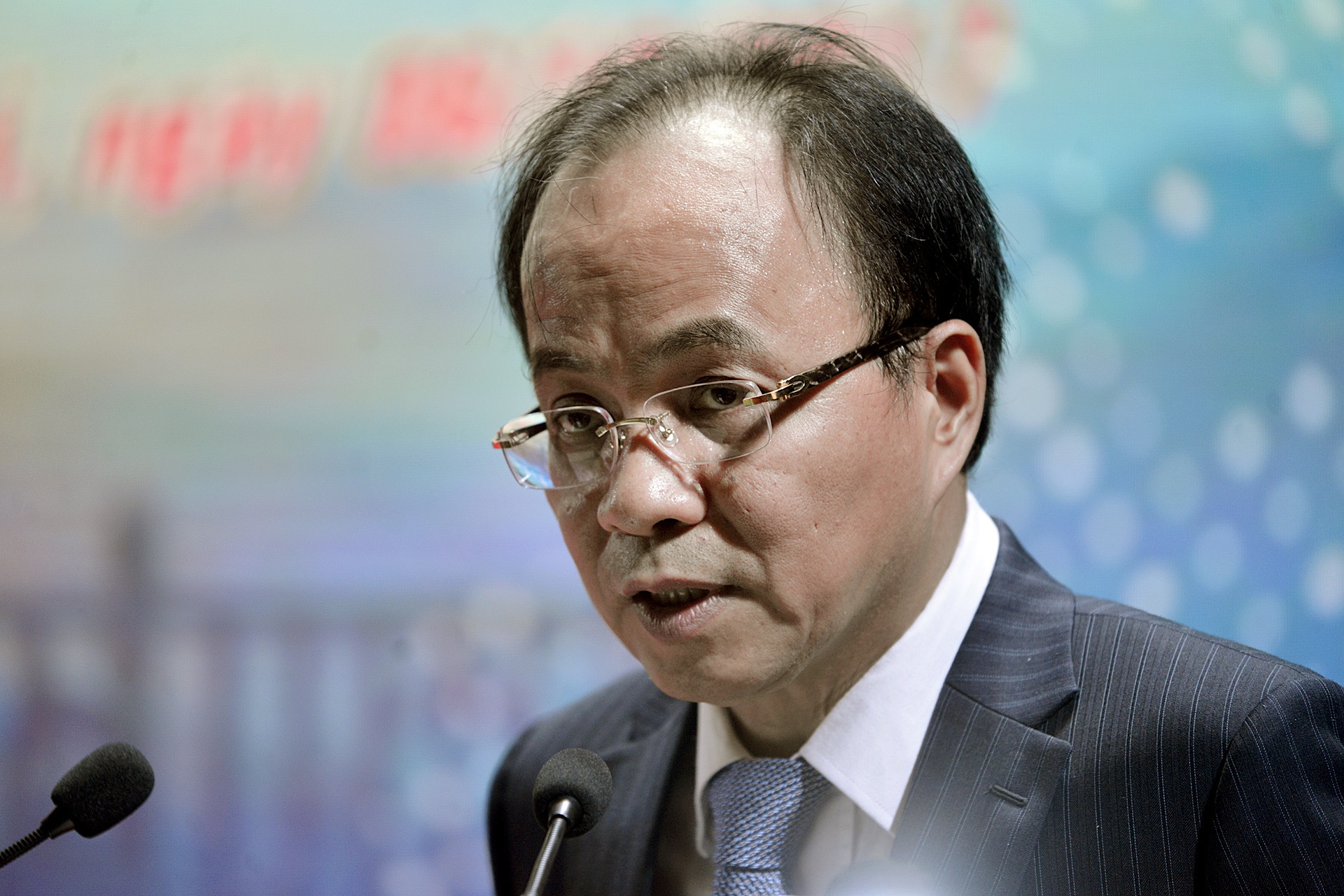 Ong Le Manh Ha: Tai sao khong tin ong Quang 'no'? hinh anh