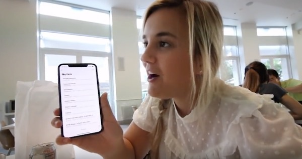 Con gai khoe iPhone X som, cha lam tai Apple bi duoi viec hinh anh