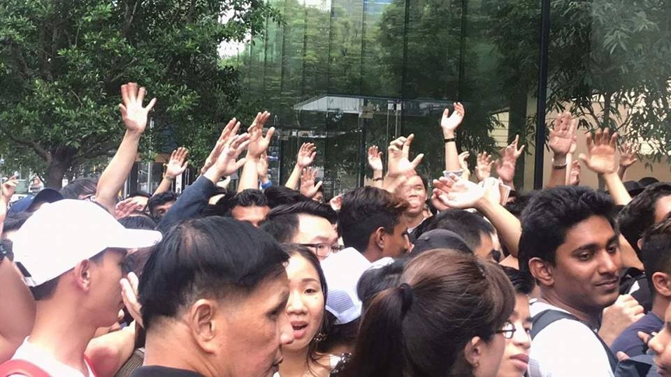 Apple Store nao loan anh 2