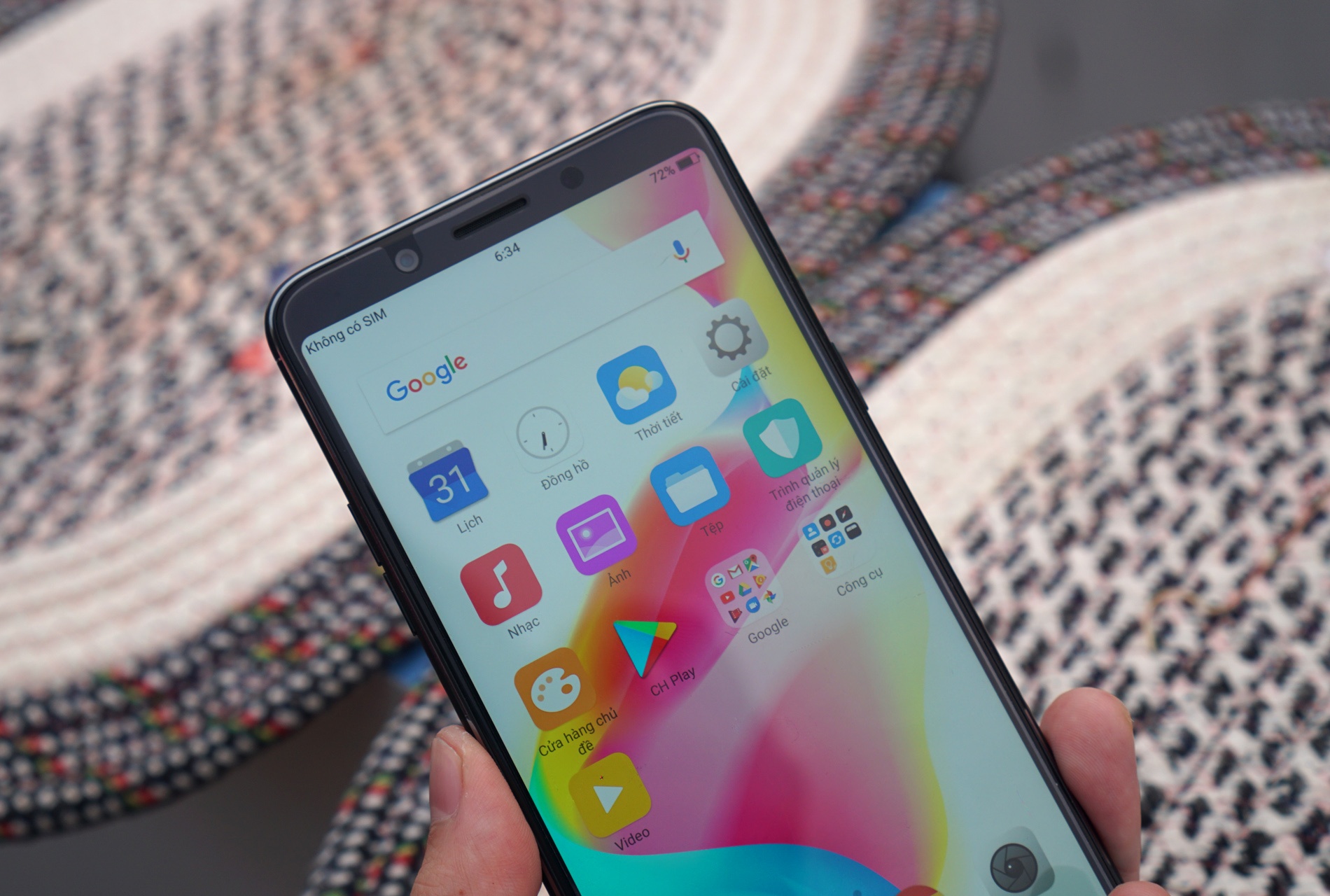 Mo hop Oppo F5 anh 6