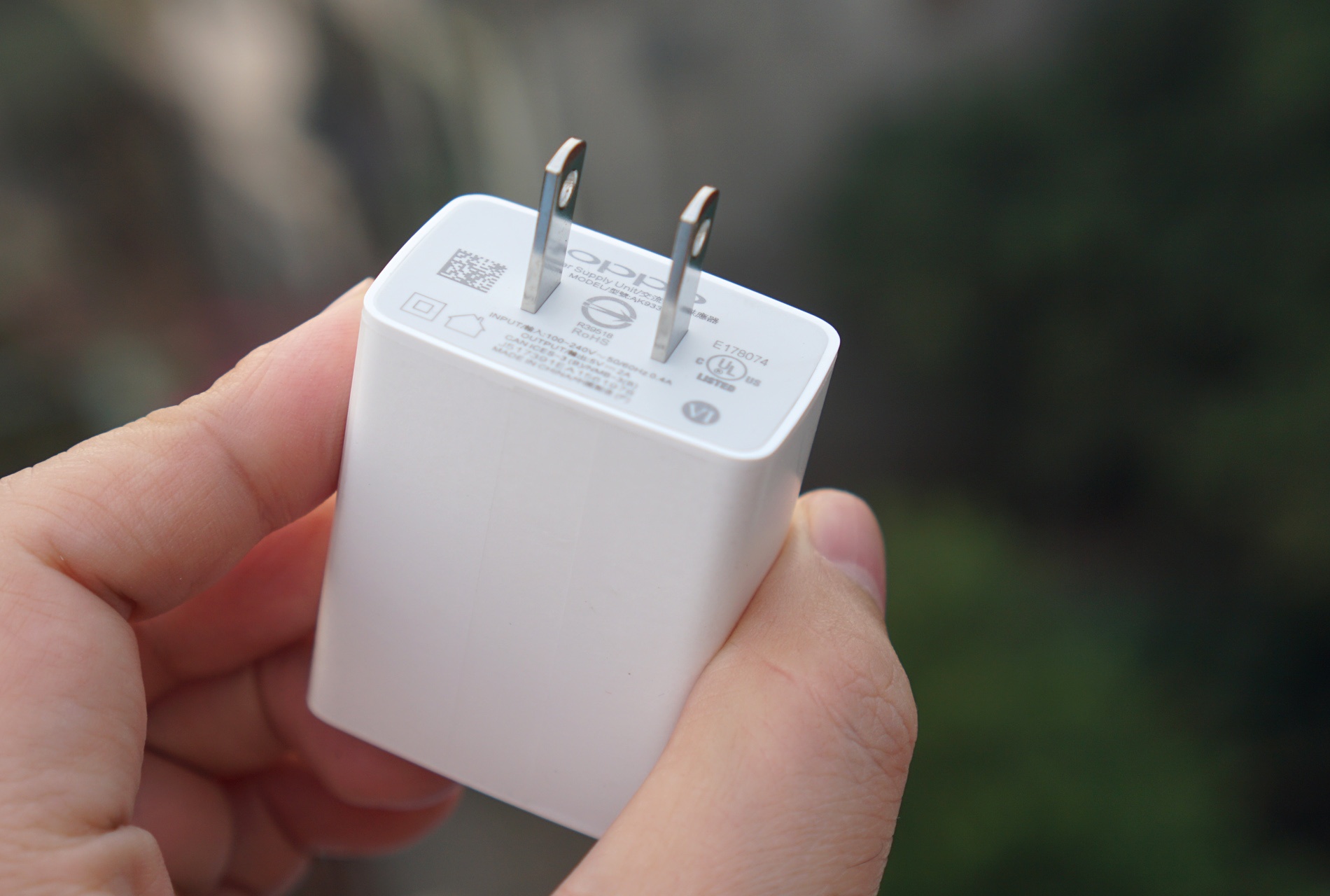 Mo hop Oppo F5 anh 3