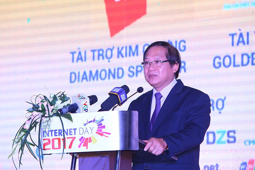 Bo truong TT&TT: 'Internet lam thay doi cuoc song nguoi Viet' hinh anh