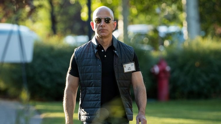 Thoi trang cua nhung ong trum cong nghe the gioi hinh anh