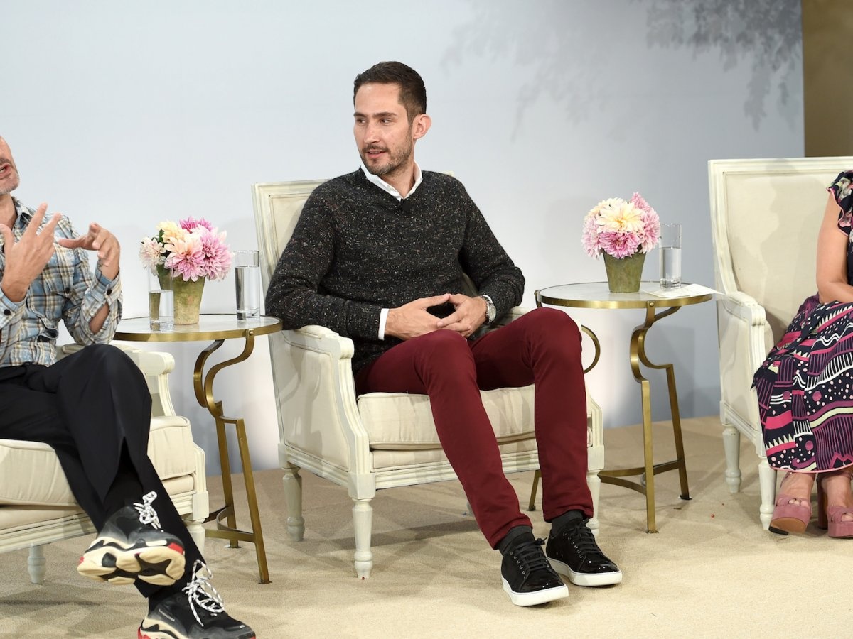 trang phuc cua cac CEO cong nghe anh 8