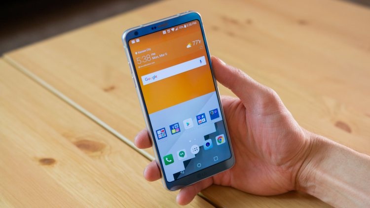 Nhung di dong gia tot dang mua tai VN dip cuoi nam hinh anh