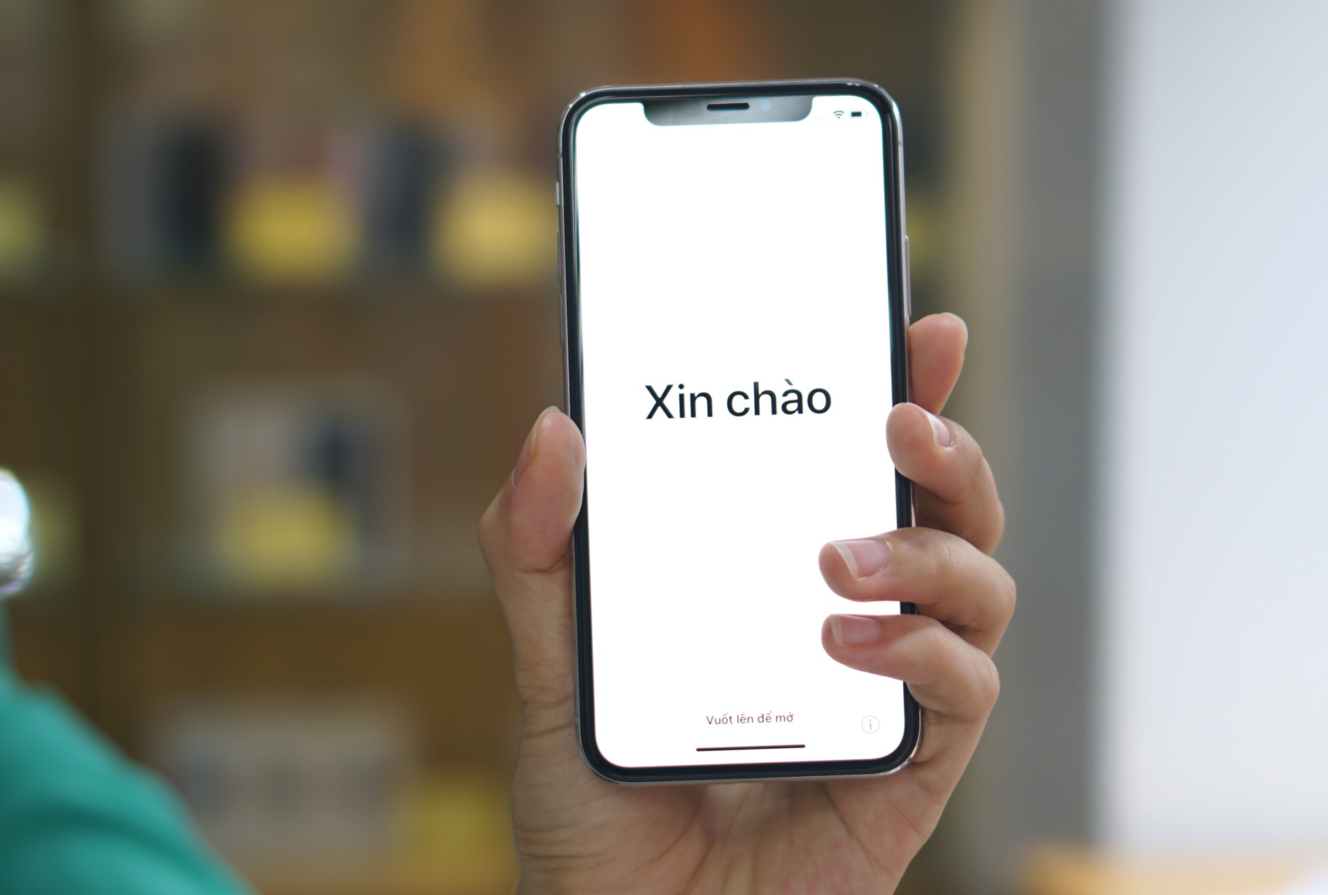 Mo hop iPhone X chinh hang anh 5