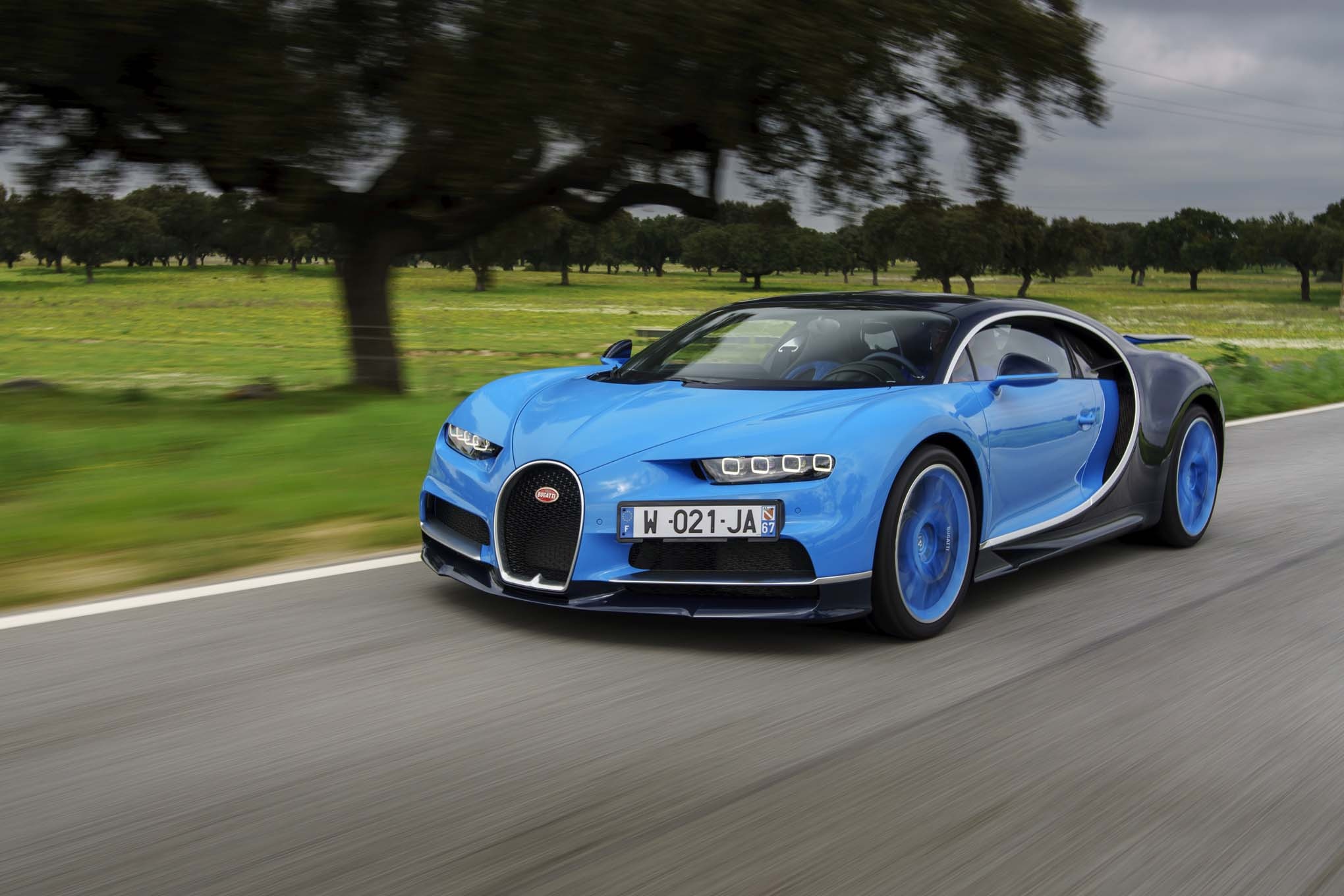 Bugatti Chiron bị triệu hồi ảnh 1 Bugatti Chiron bi trieu hoi anh 1