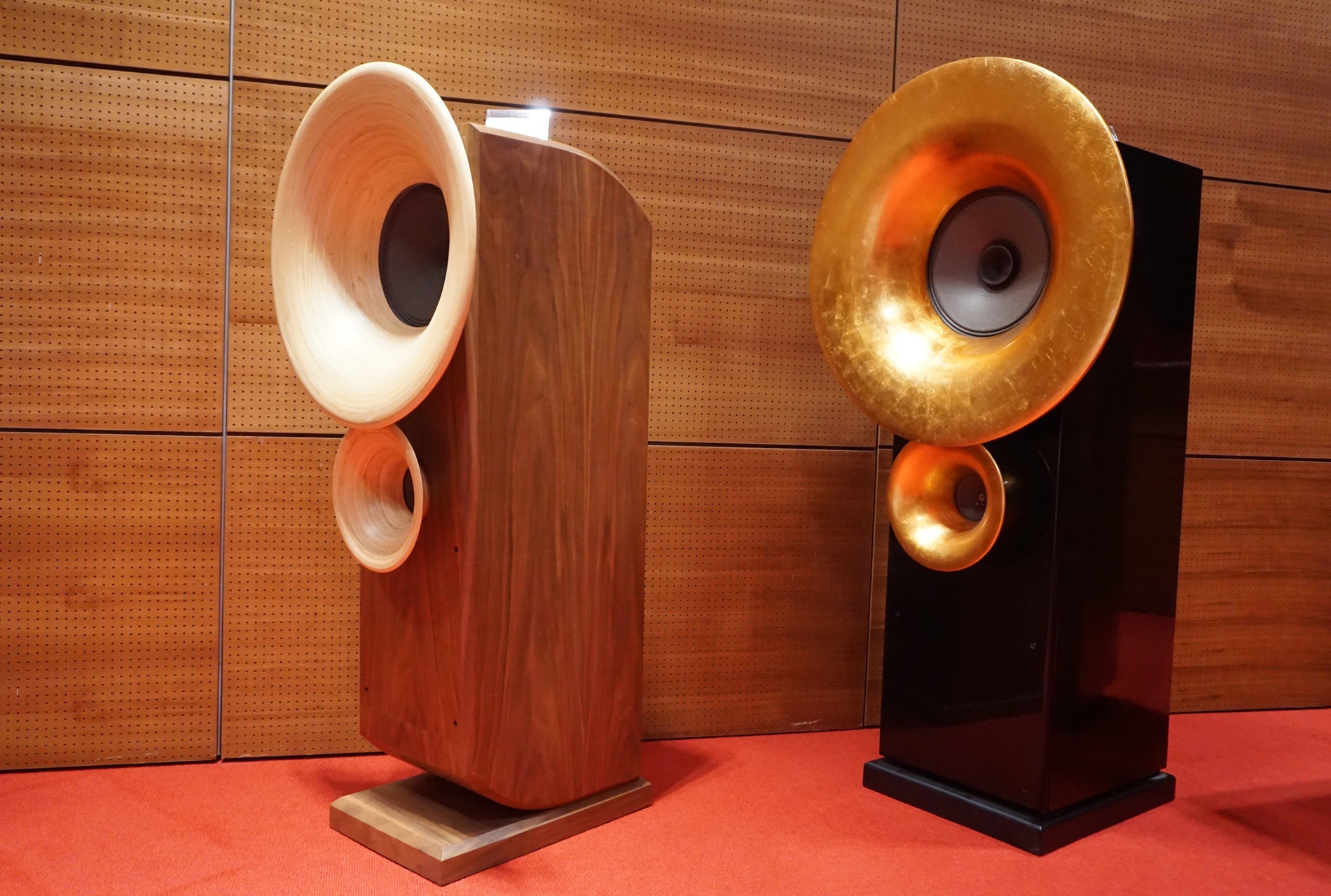 AV Show Ha Noi khai mac anh 9