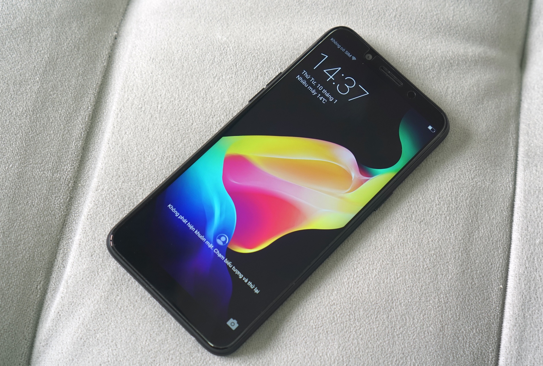 Mo hop Oppo A83 anh 6