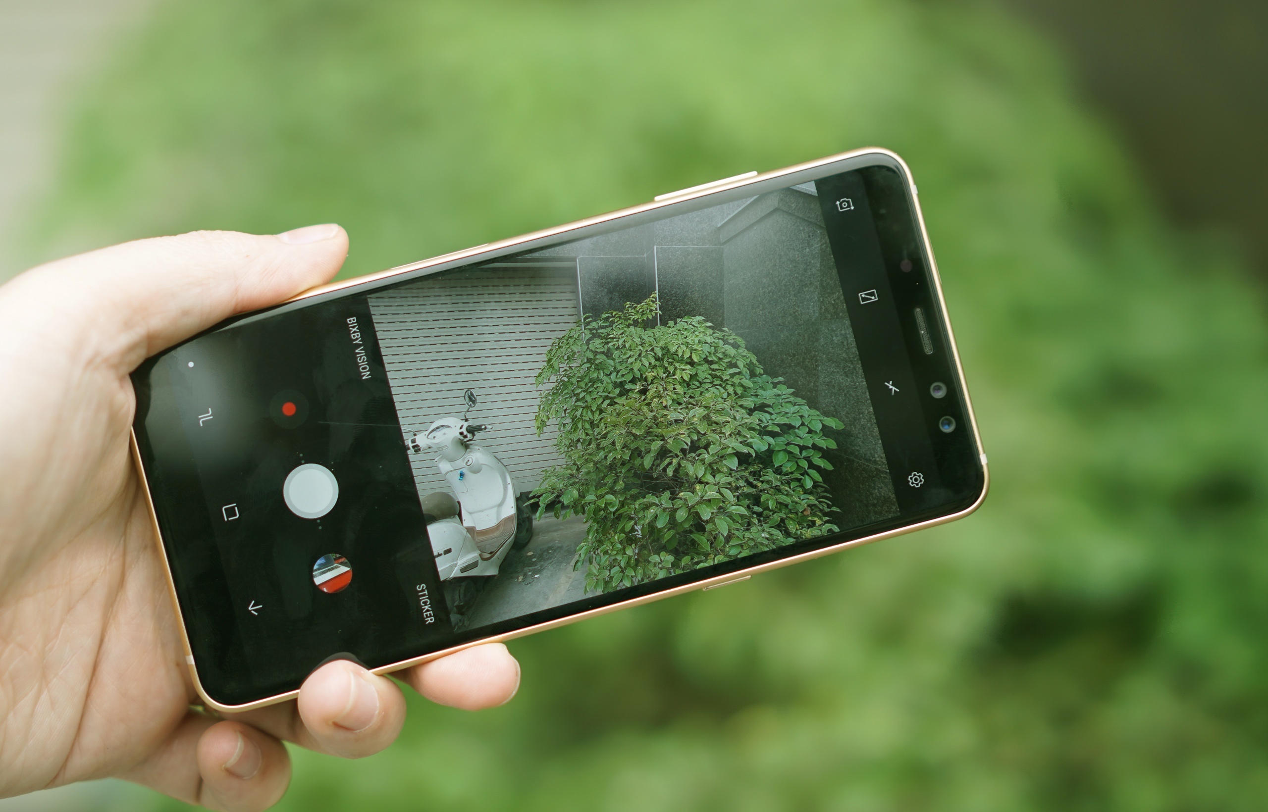 Dau la chiec di dong hoan hao cho nam 2018? hinh anh