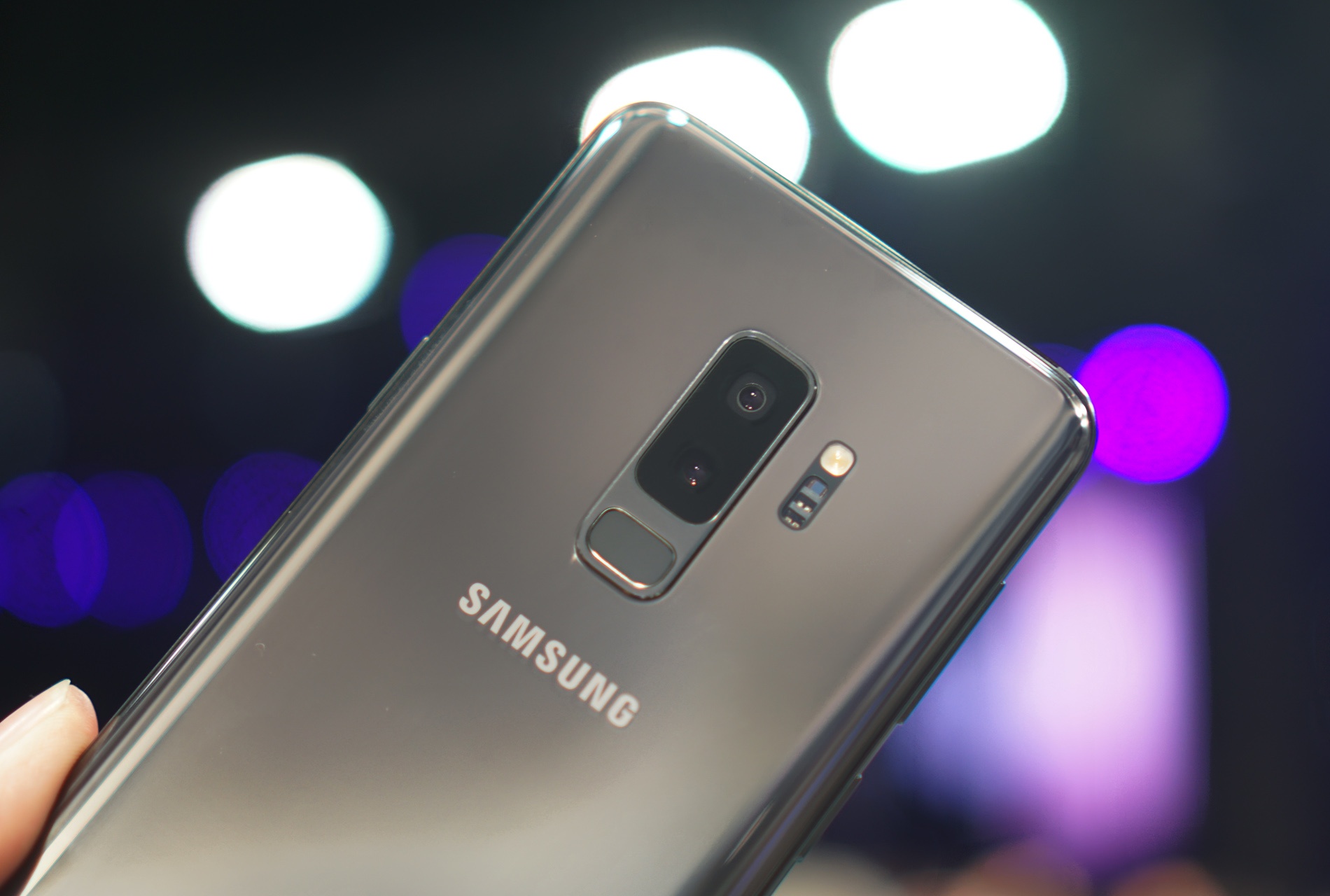 so sanh cau hinh Samsung Galaxy S9 anh 2