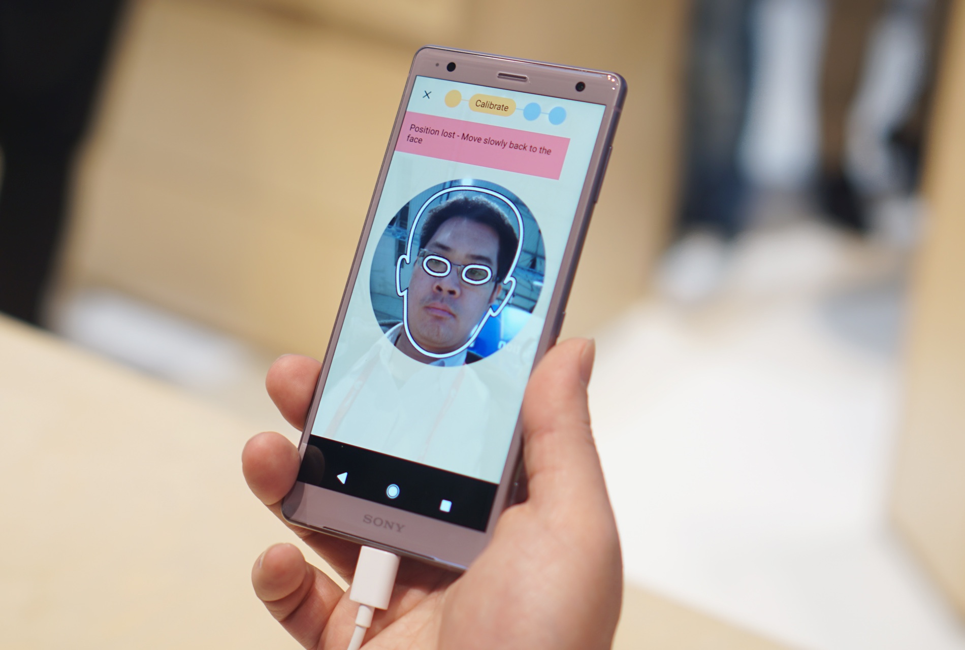 Anh thuc te Xperia XZ2 anh 10