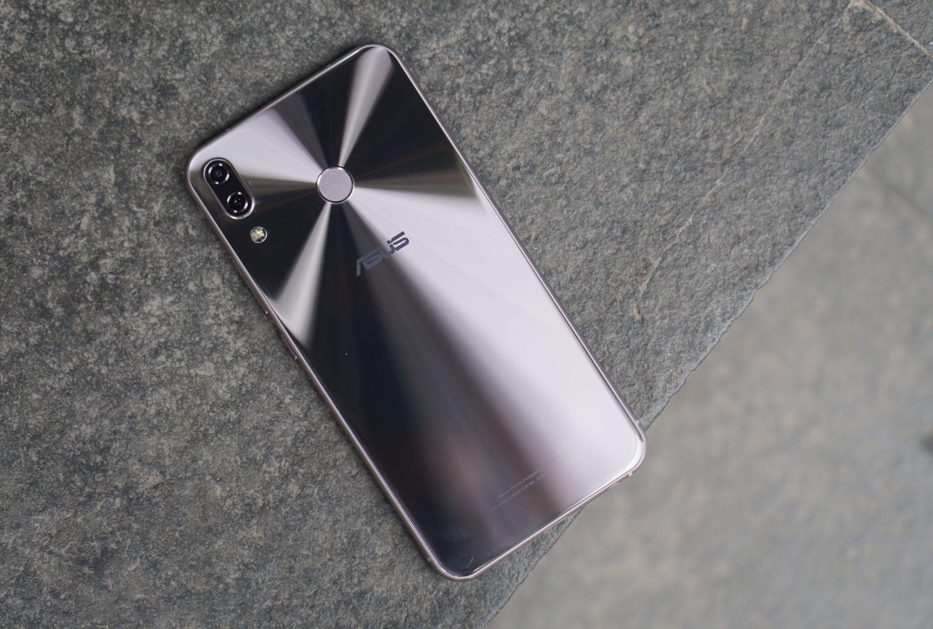 Anh thuc te Zenfone 5 anh 3