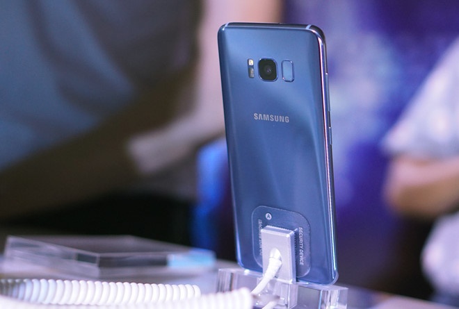 Nhiều di động giảm giá đầu năm ảnh 2 Nhieu di dong giam gia dau nam anh 2