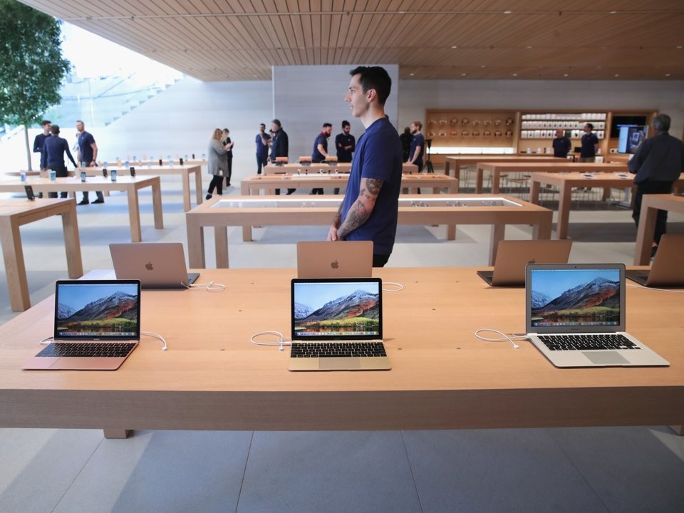 Apple Store bi goi la dia nguc tran gian anh 1