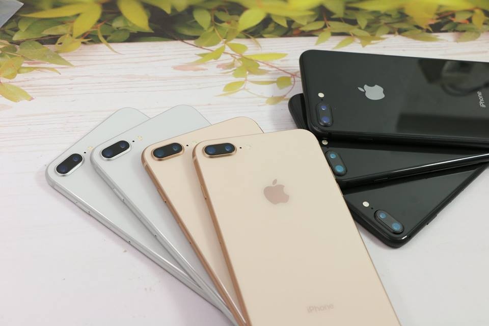 Den luc noi khong voi iPhone lock anh 2