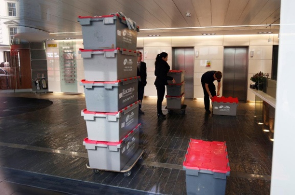 My dieu tra Facebook anh 2