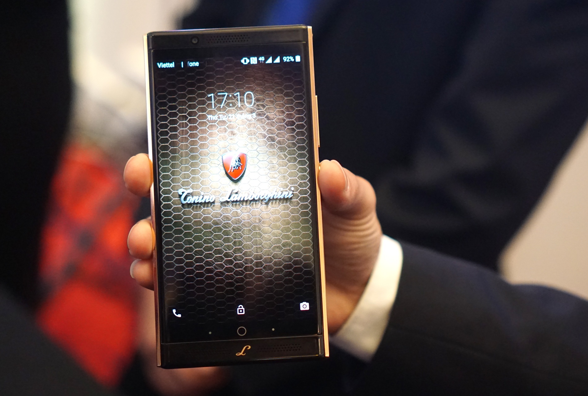 Tonino Lamborghini Alpha One ve Viet Nam anh 1