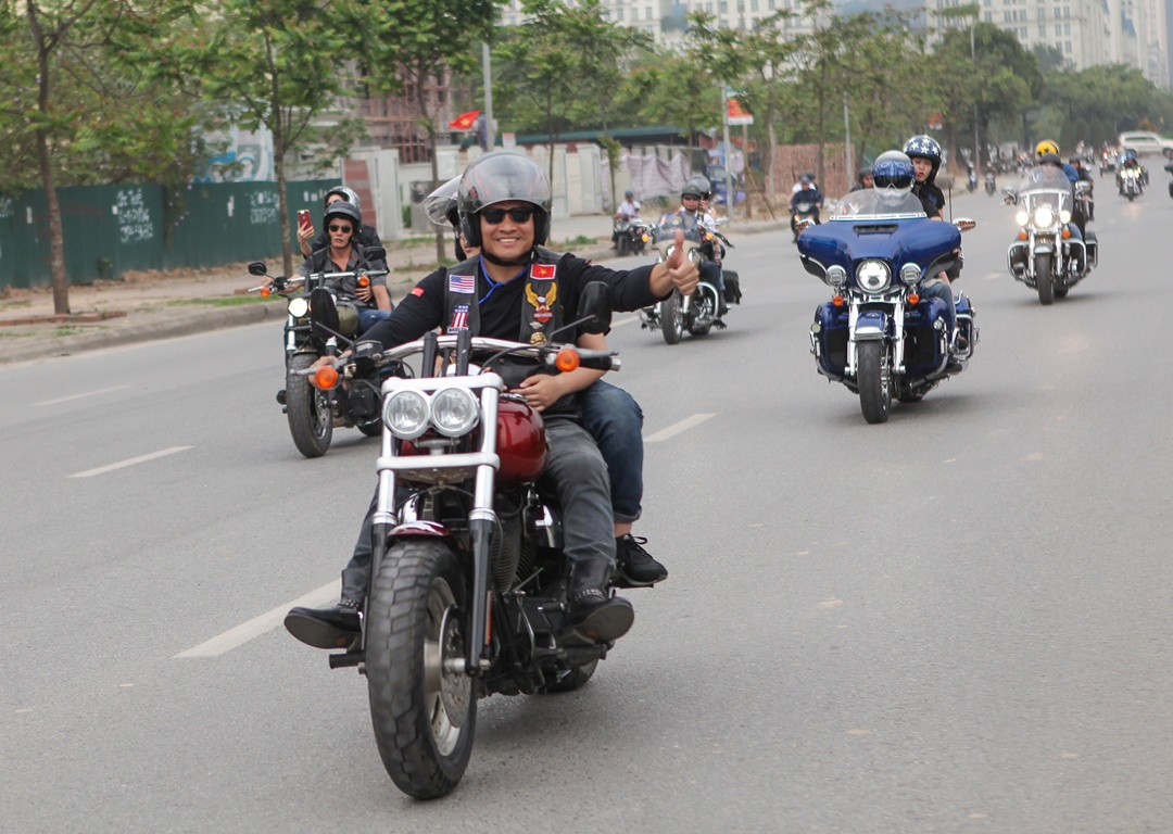 Harley-Davidson tu tap anh 7