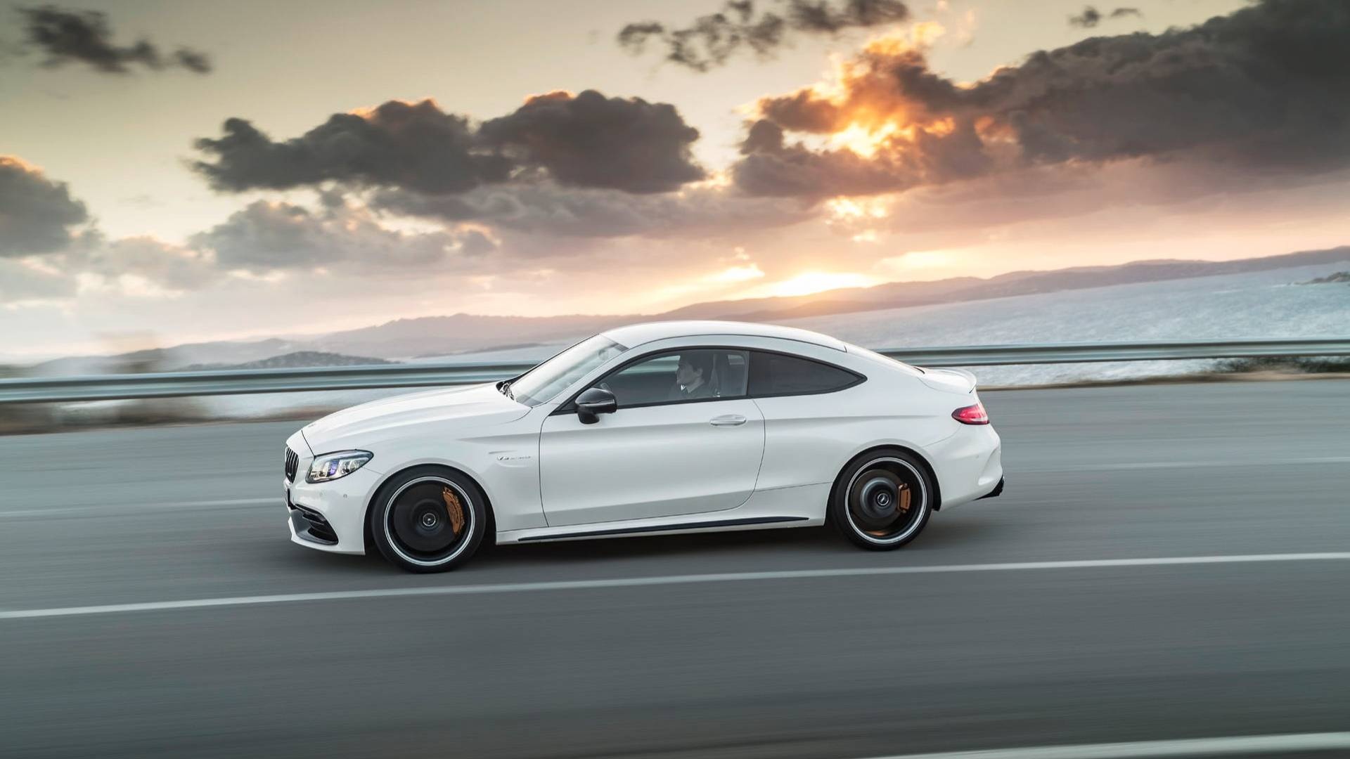Mercedes-AMG C63 2019 ra mat anh 6