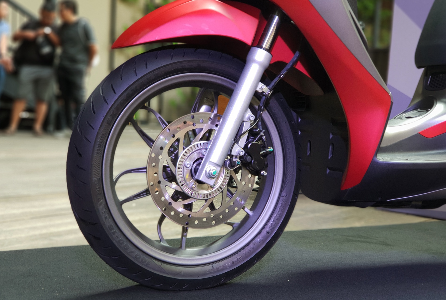 Piaggo Medley ABS 2018 ra mat anh 3