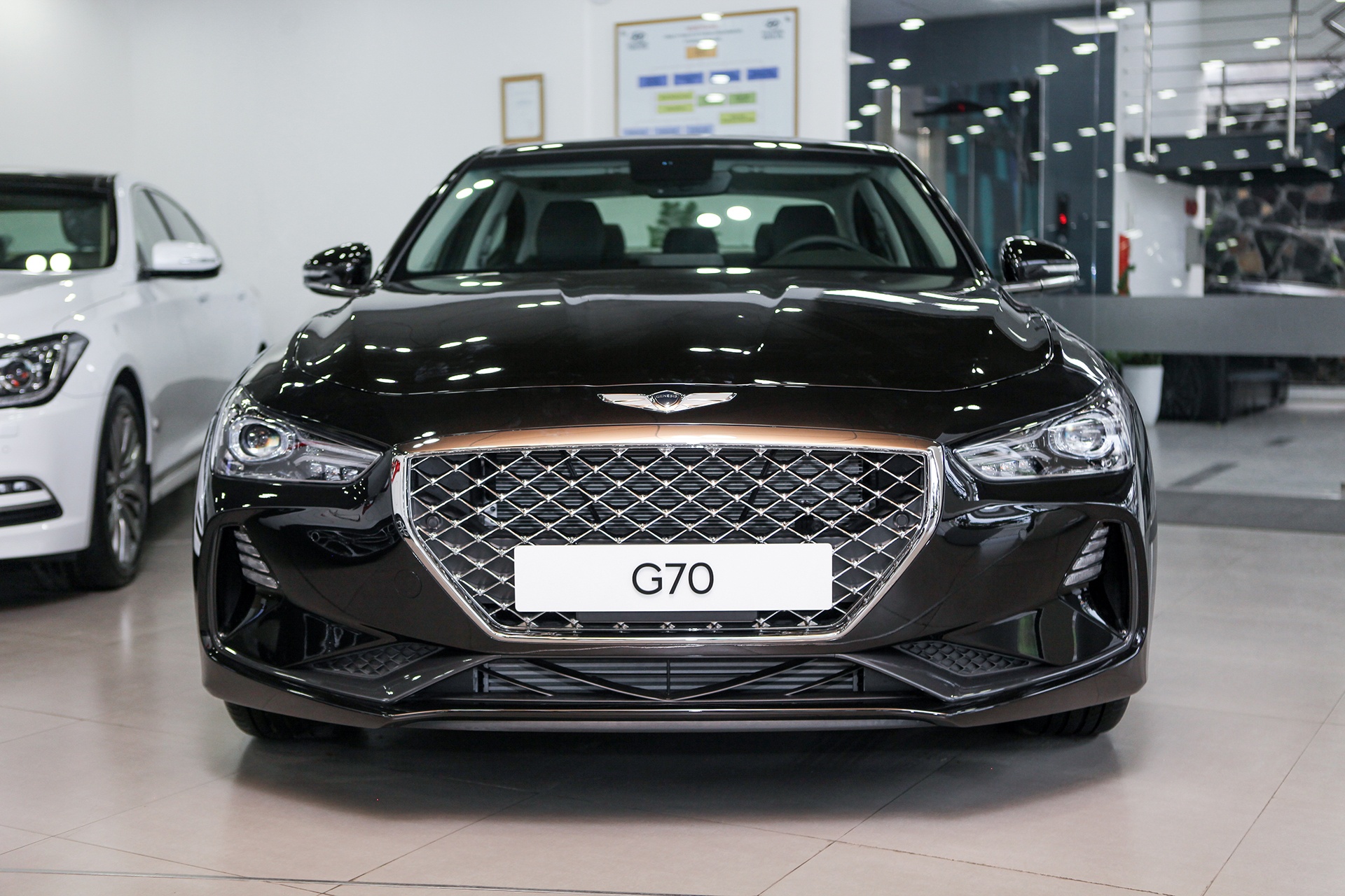 Genesis G70 - doi thu moi cua Mercedes C-Class tai VN hinh anh