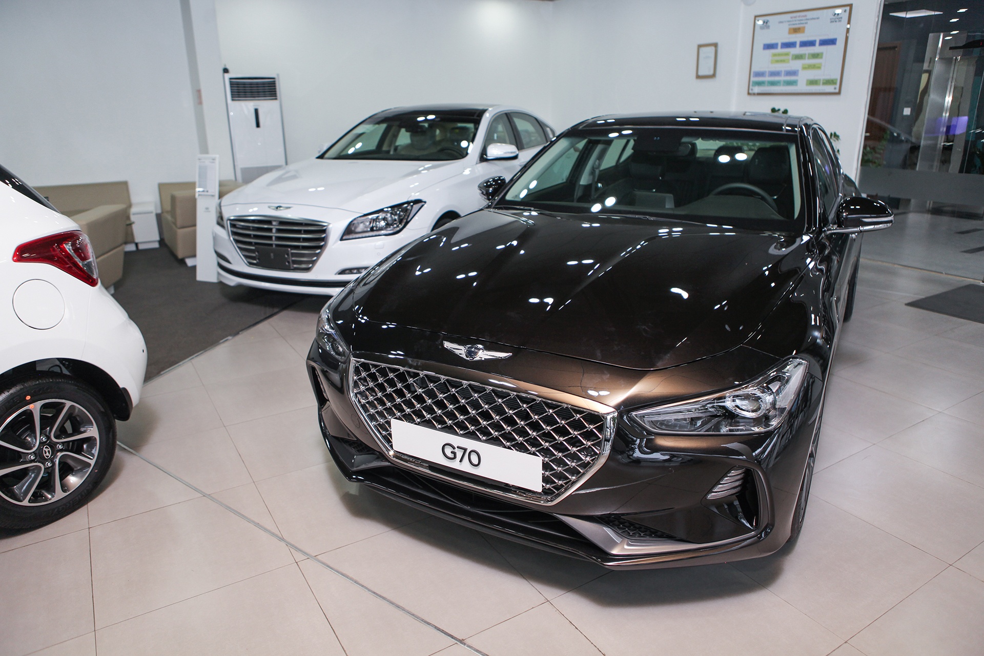 Hyundai Genesis G70 tai Viet Nam anh 1