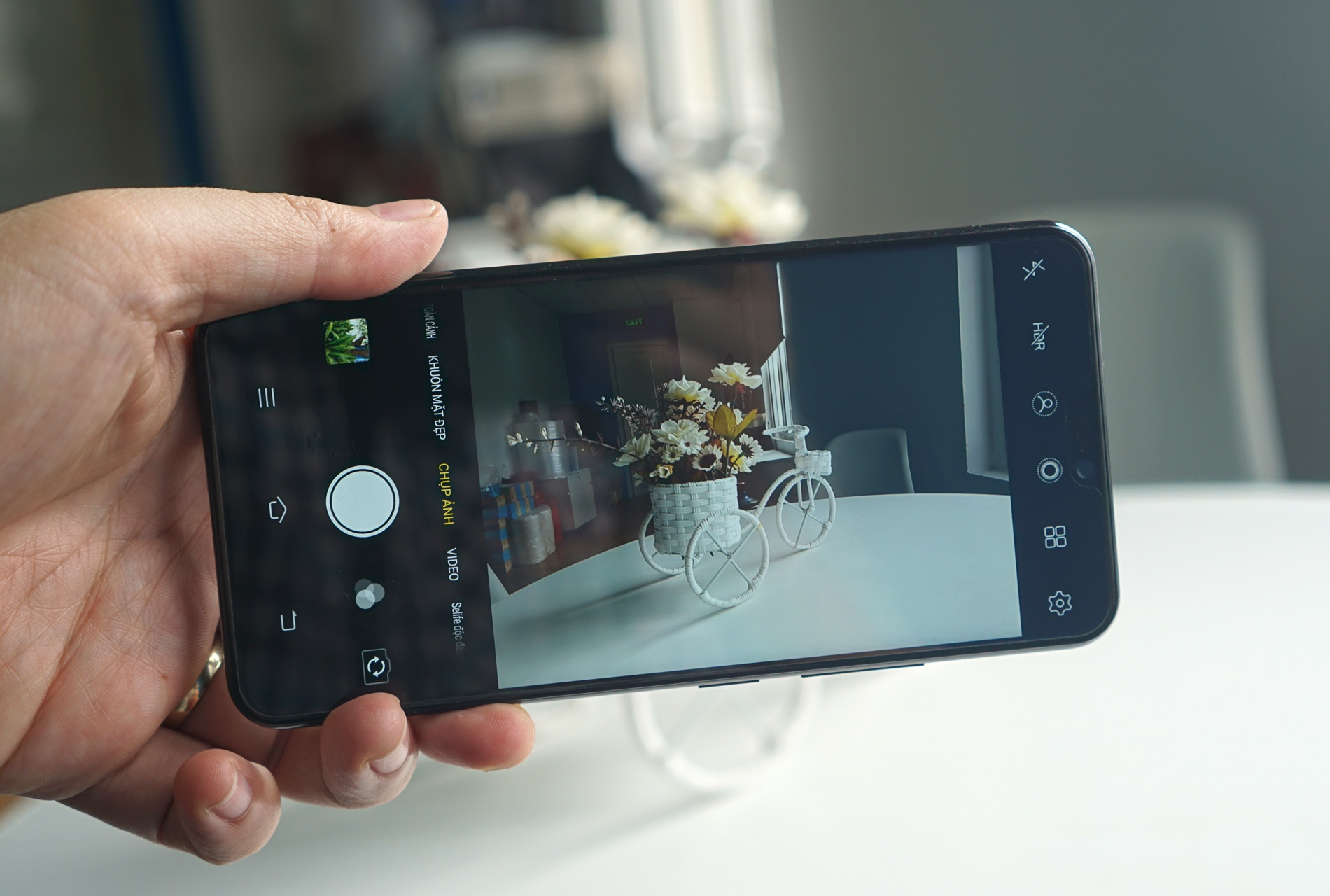 Danh gia Vivo V9 anh 5