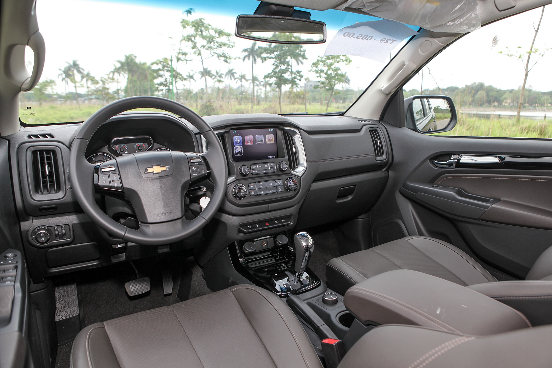 Anh thuc te Chevrolet Trailblazer anh 4