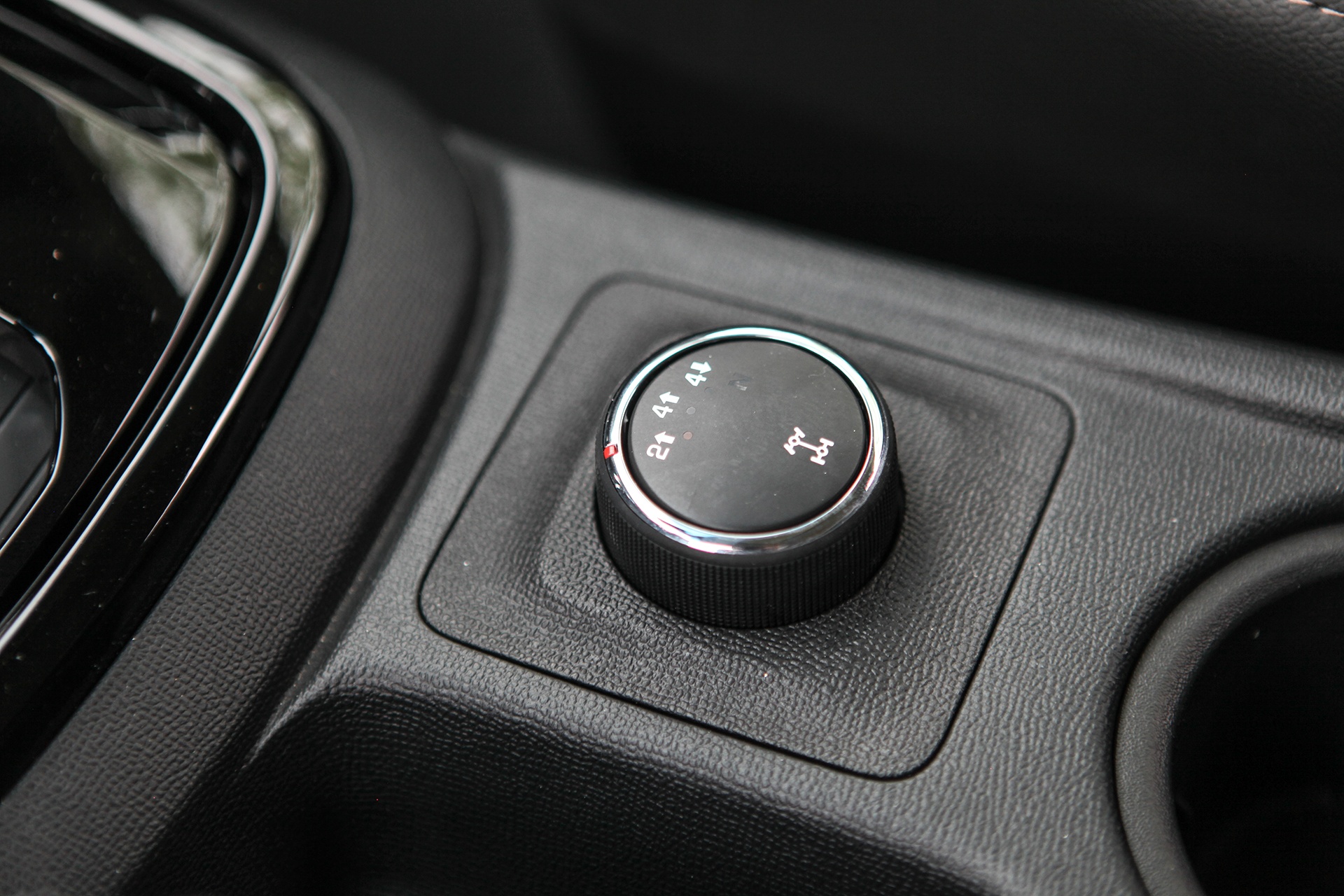 Anh thuc te Chevrolet Trailblazer anh 6