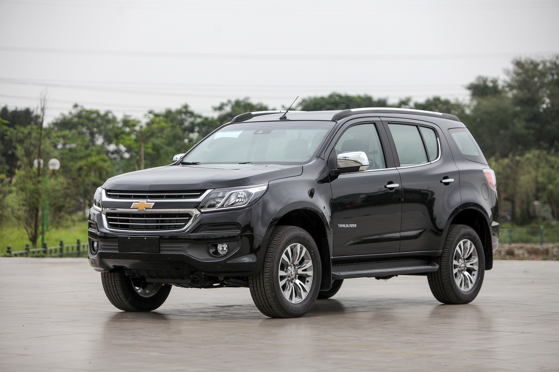Anh Chevrolet Trailblazer - doi thu moi cua Toyota Fortuner hinh anh