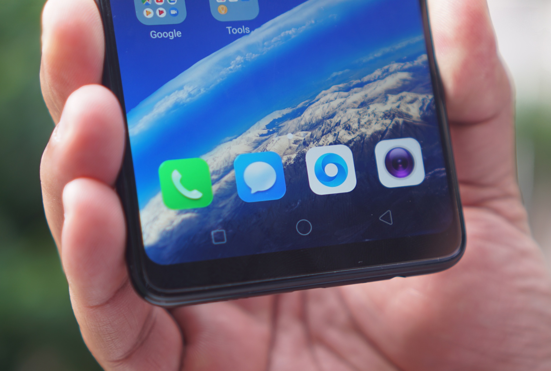 Anh Oppo F7 mau den kim cuong anh 7