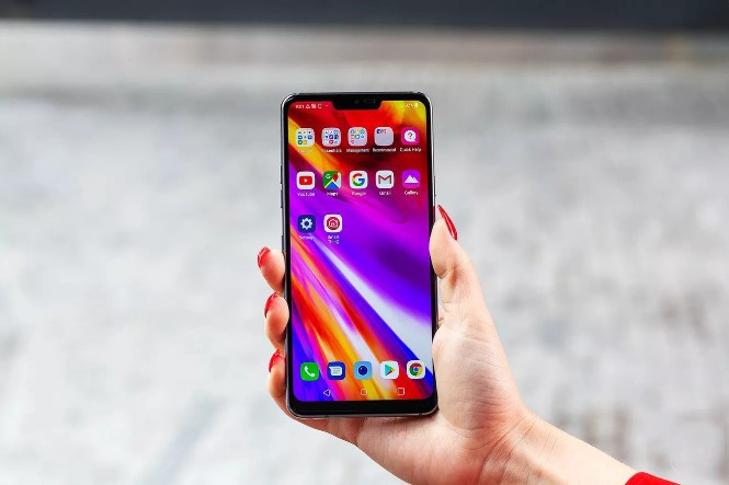 LG G7 - chiec G Series 'nhat' nhat tu truoc den nay hinh anh