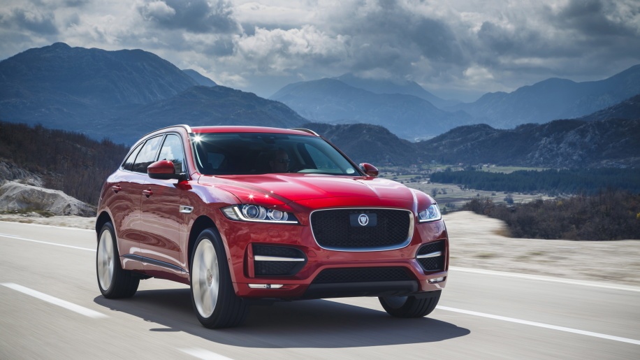 Jaguar F-Pace 2019 cao cap va thong minh hon hinh anh