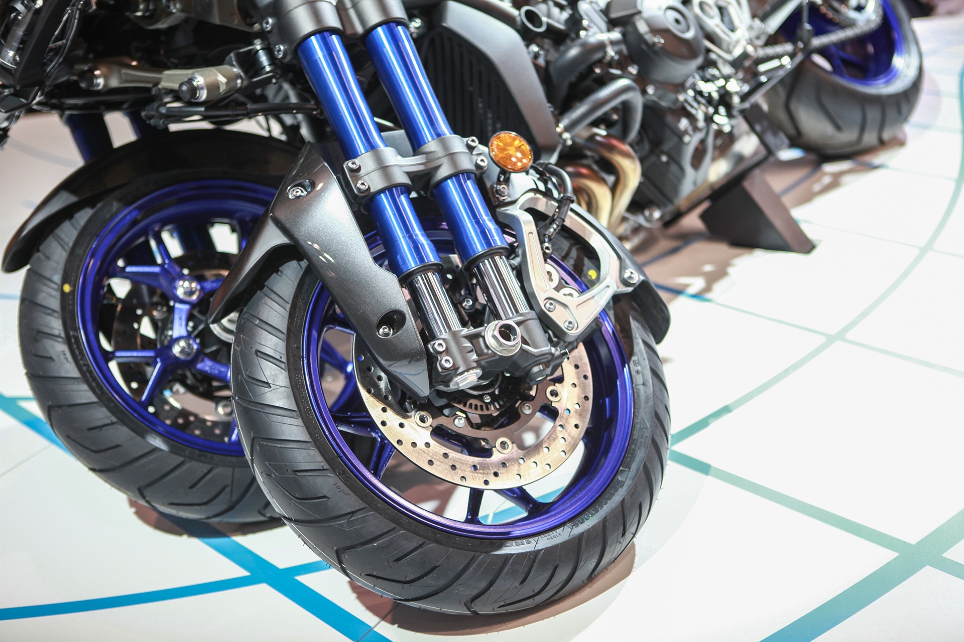 Yamaha Niken gia bao nhieu anh 9