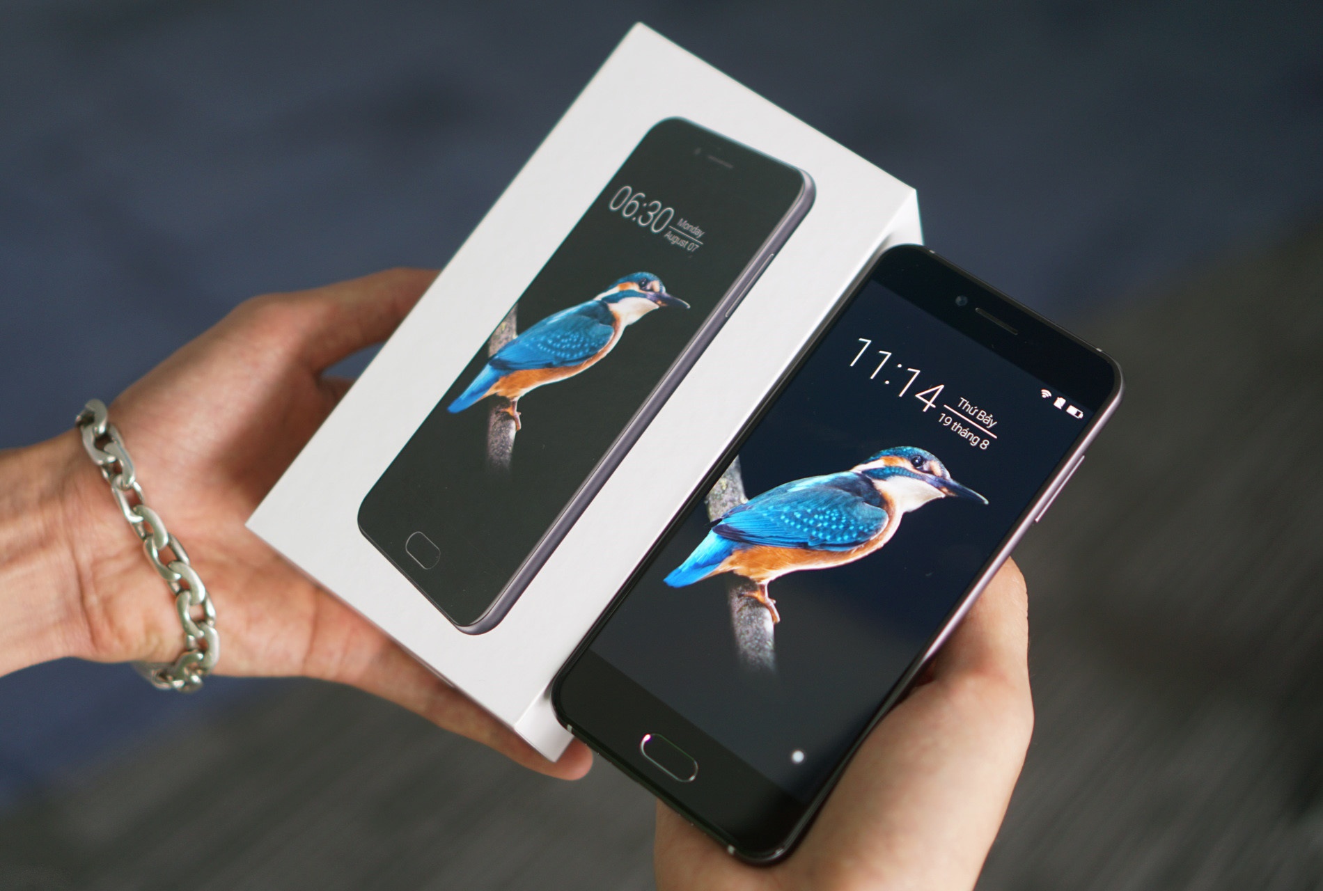 Bphone 2017 ngung ban sau 9 thang len ke hinh anh