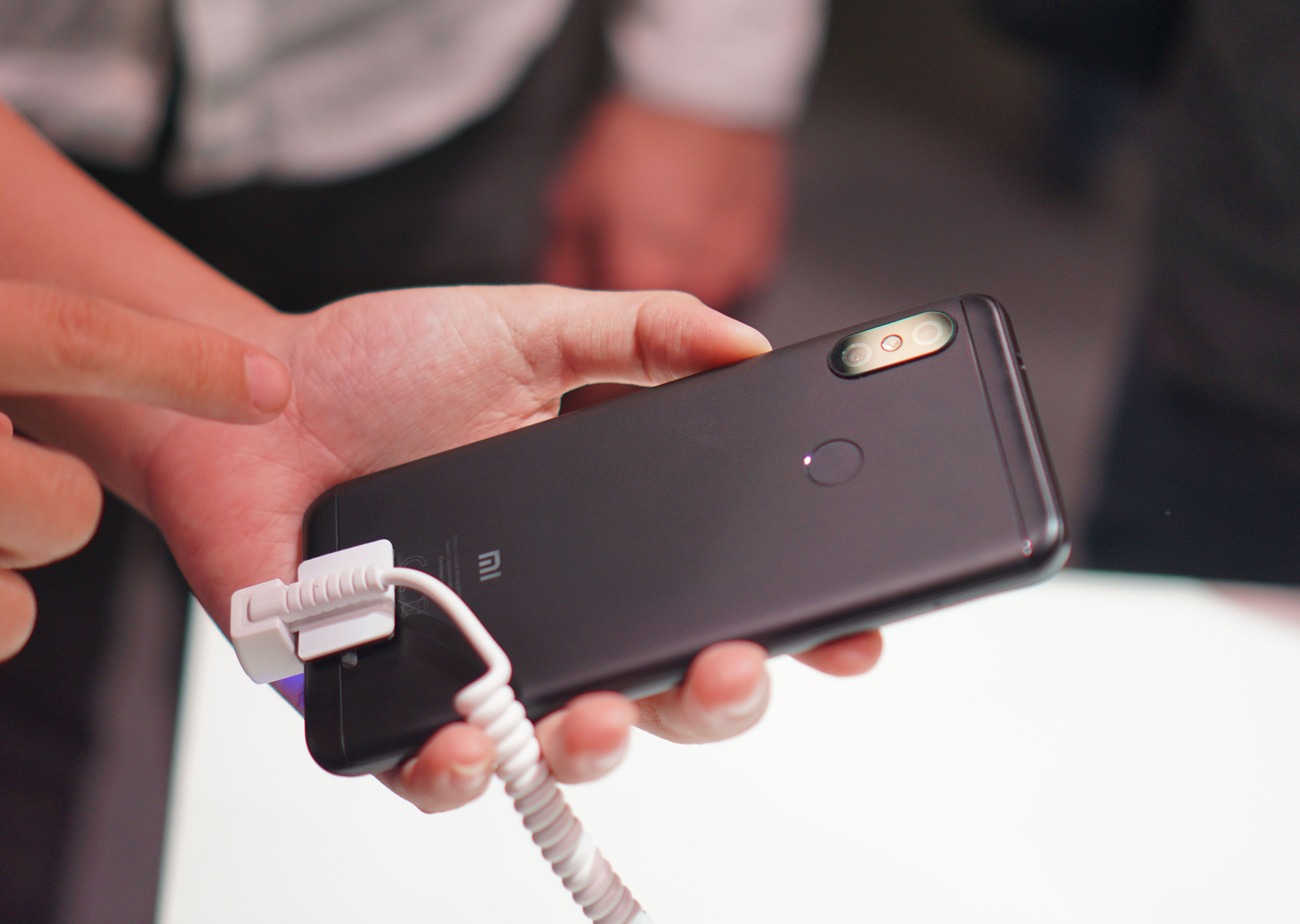 Trai nghiem Xiaomi Mi A2 anh 11