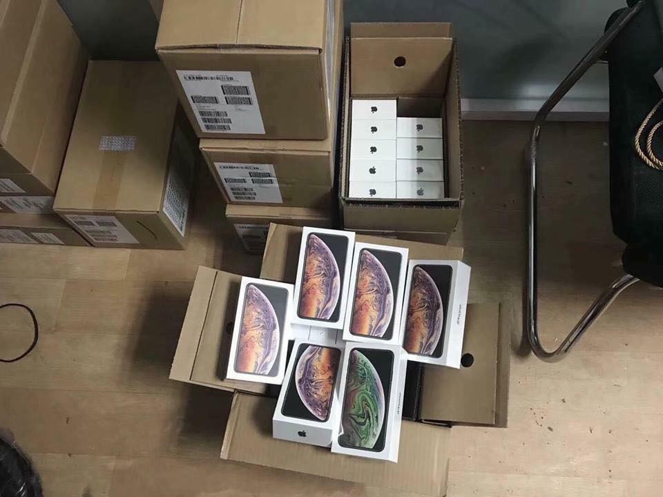 iPhone XS Max gia 79 trieu anh 1