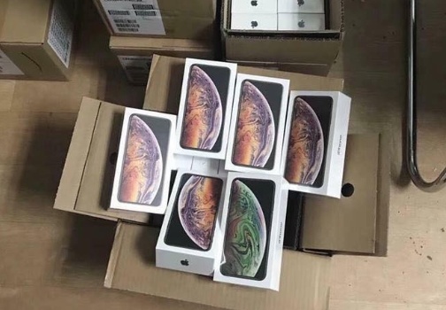 iPhone XS Max ve Viet Nam duoc chao gia 79 trieu dong hinh anh