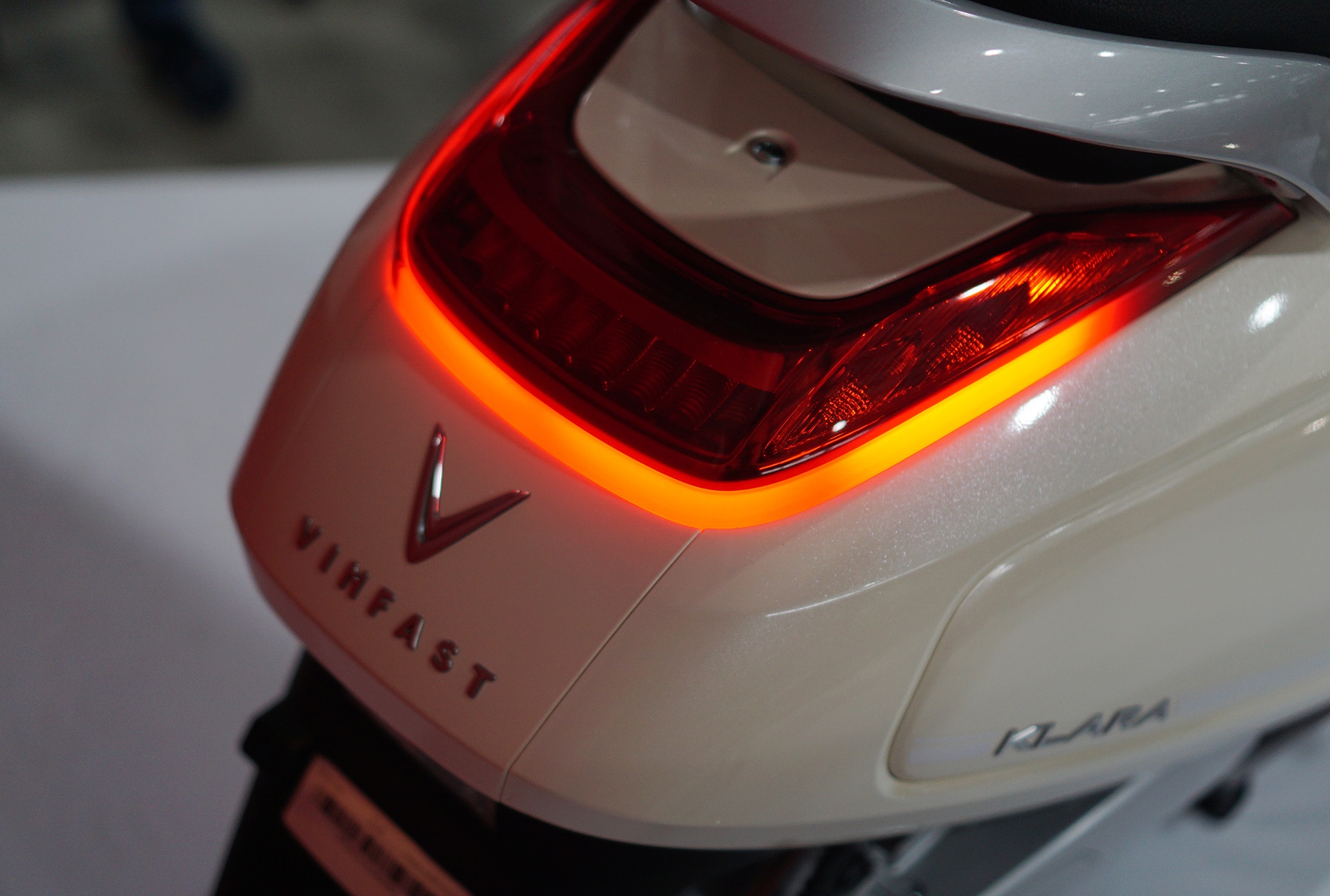 Chi tiet xe Vinfast Klara anh 11