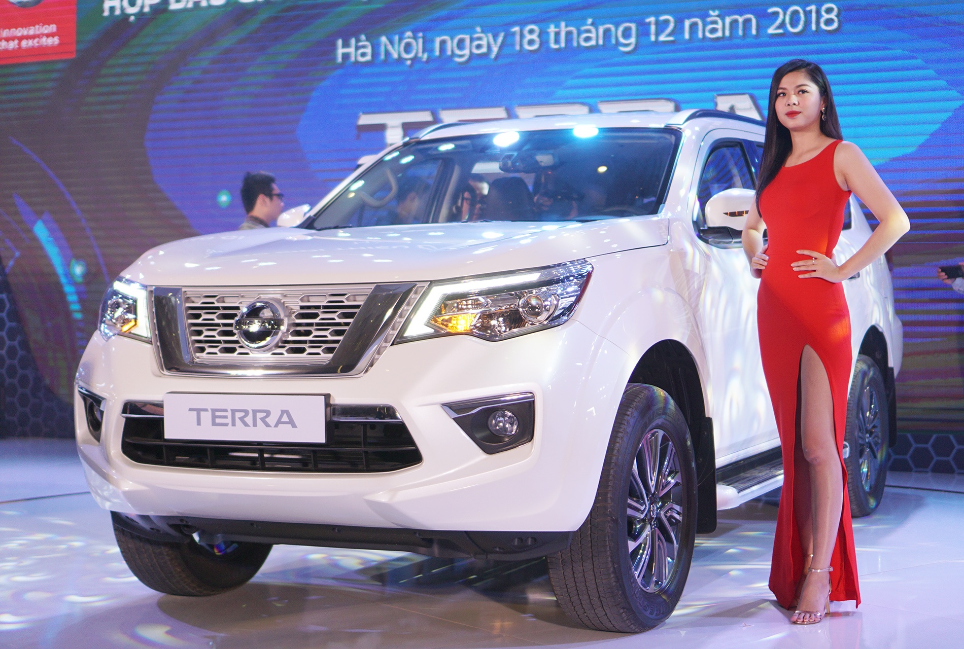 Nissan Terra giá bao nhiêu ảnh 2 Nissan Terra gia bao nhieu anh 2