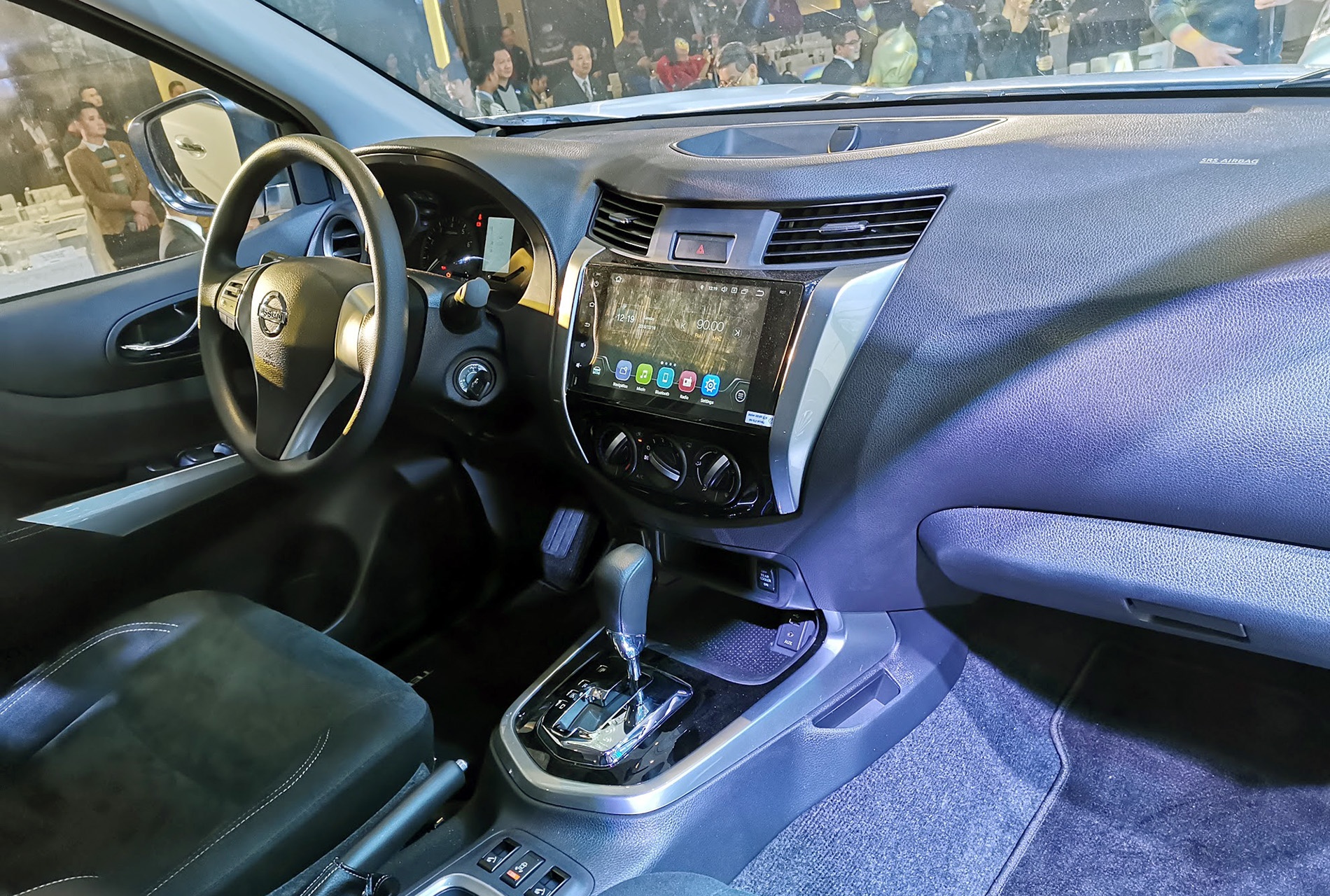 Nissan Terra giá bao nhiêu ảnh 8 Nissan Terra gia bao nhieu anh 8