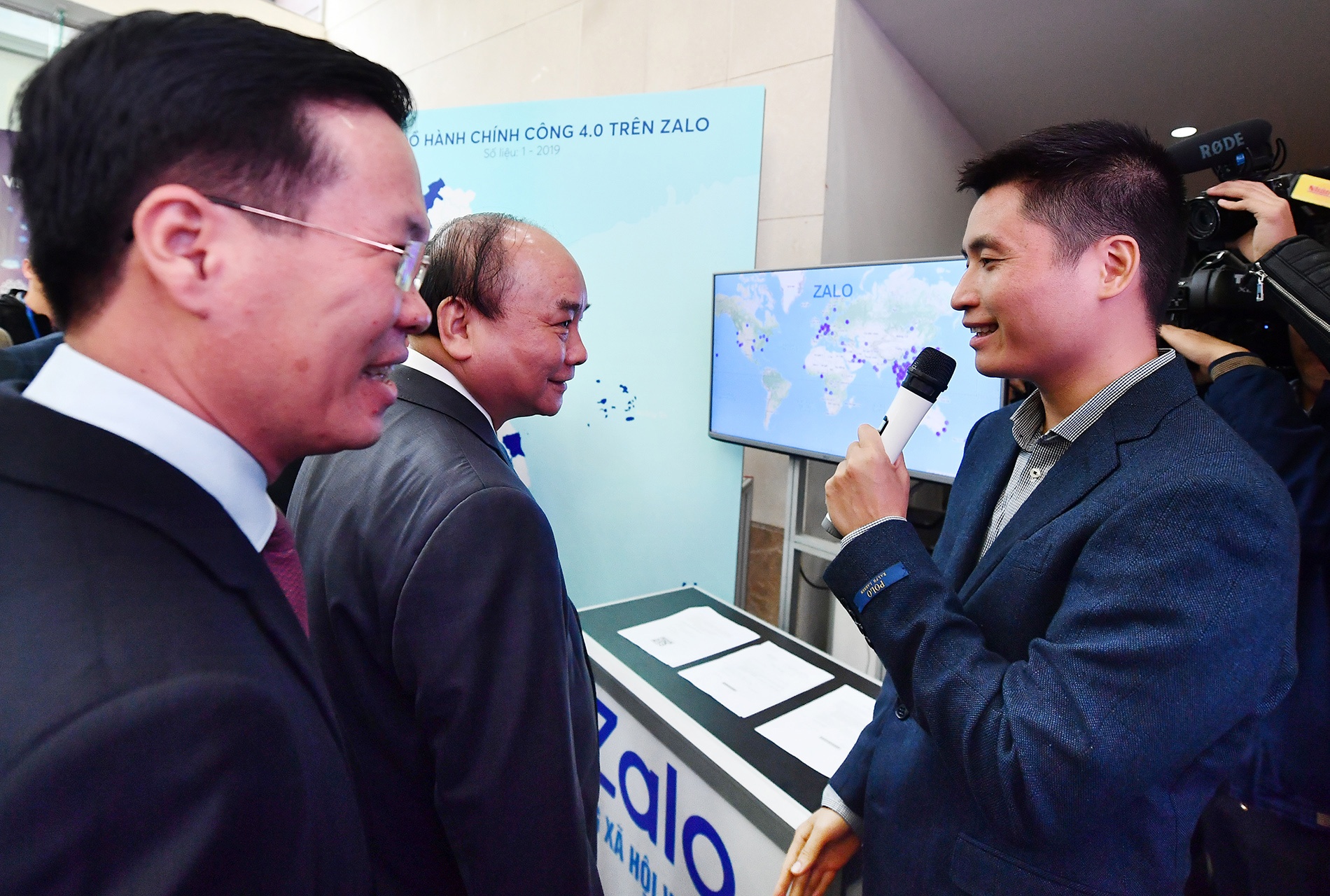 'O dau co nguoi Viet, o do co Zalo' hinh anh